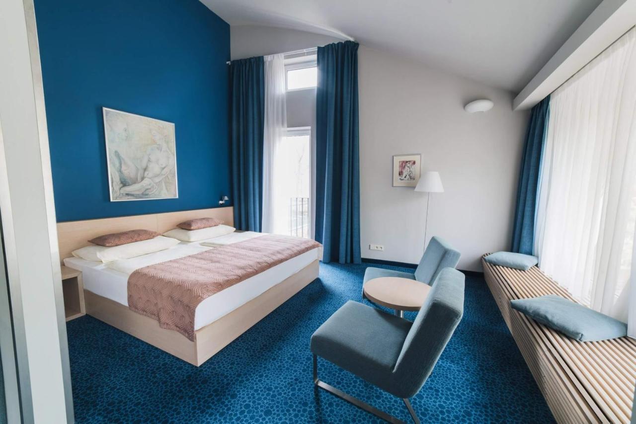 Hotel Split Kadan Luaran gambar